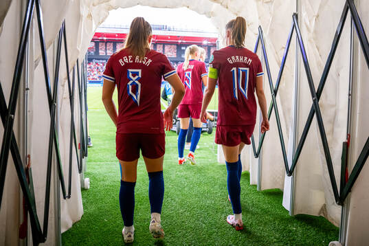 Vilde Bøe Risa and Caroline Graham Hansen of Norway at