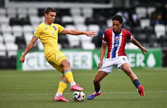 Matvii Ponomarenko of Ukraine in action against Travis