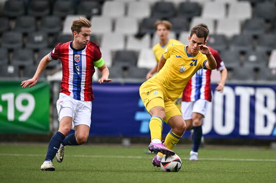 Maksym Melnychenko of Ukraine in action against Benjamin