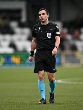 Referee Henrik Nalbandyan