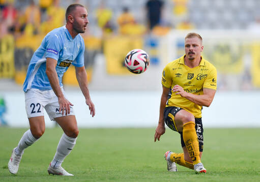 Muamer Tankovic of Pafos and Per Frick of Elfsborg