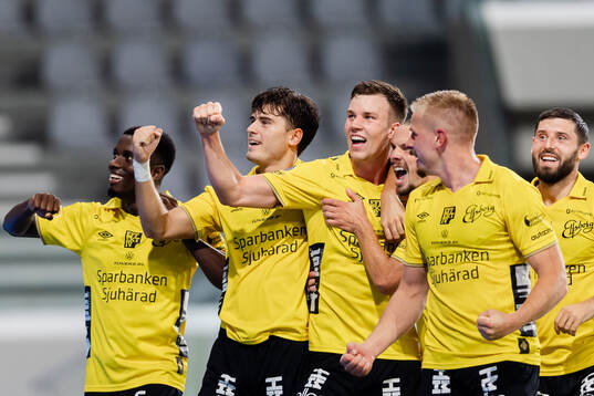 Andri Fannar Baldursson of Elfsborg celebrates the 2-3 goal