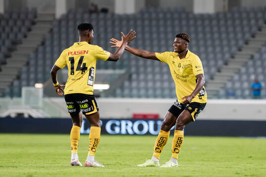 Jalal Abdullai and Terry Yegbe of Elfsborg celebrate