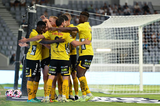 Michael Baidoo of Elfsborg celebrates
