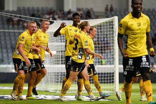 Per Frick , Terry Yegbe, Niklas Hult and Michael Baidoo of