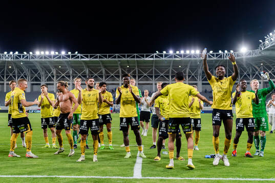 Players of Elfsborg celebrate