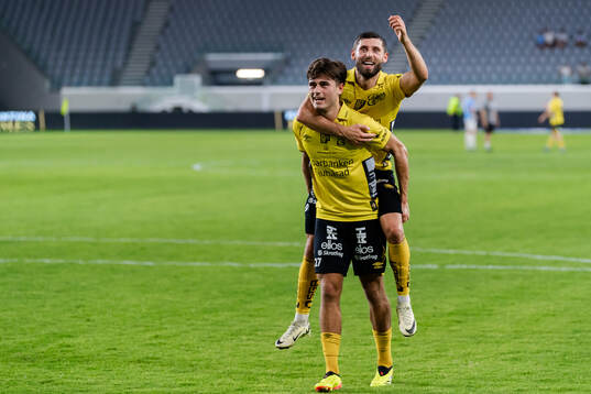 Besfort Zeneli and Arber Zeneli of Elfsborg celebrate