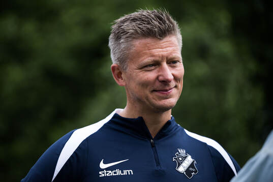 AIKs tränare Mikkjal Thomassen