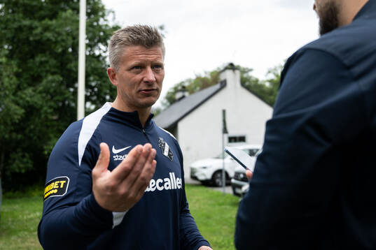 AIKs tränare Mikkjal Thomassen