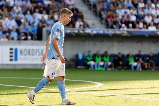 Malmö FFs Hugo Bolin deppar