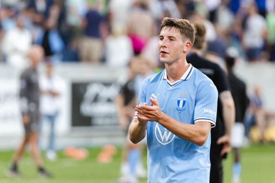 Malmö FFs Lasse Berg Johnsen jublar