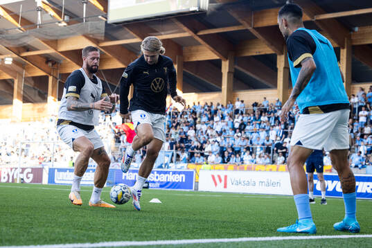 Malmö FFs Pontus Jansson och Sebastian Nanasi