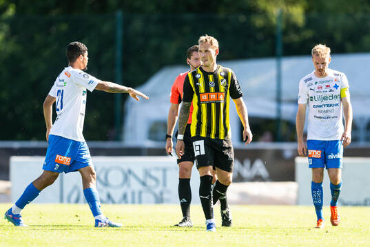 Häckens Jacob Barret Laursen deppar