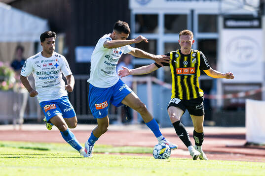 Värnamos Mohammad Alsalkhadi och Emin Hasic mot Häckens