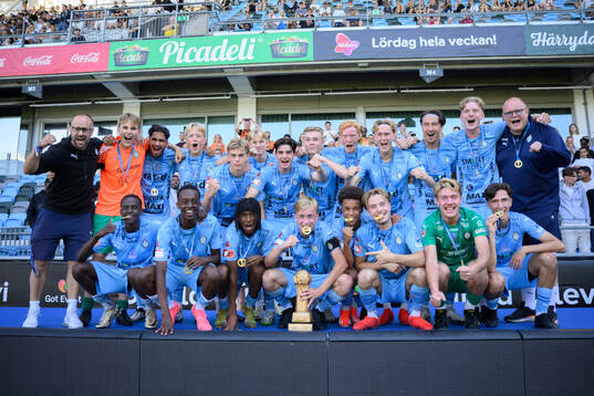 Eskilstunas spelare jublar