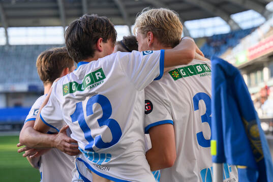 Lillehammers spelare jublar