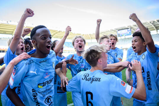 Eskilstunas spelare jublar