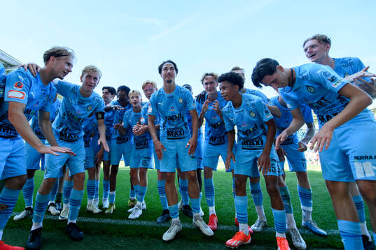 Eskilstunas spelare jublar