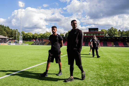 Hammarbys Tesfaldet Tekie och Shaquille Pinas