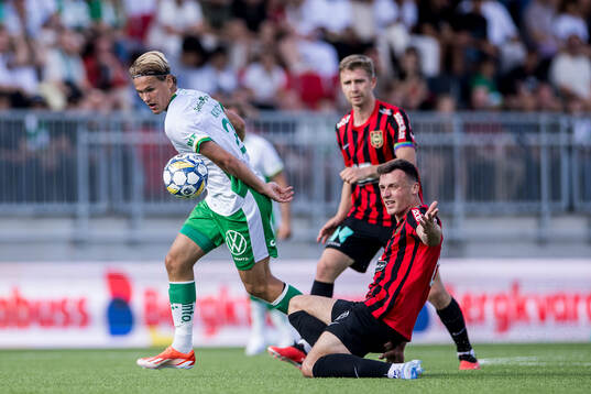 Hammarbys Markus Karlsson och Brommapojkarnas  Adam