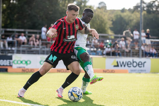 Brommapojkarnas Adam Skanning Jakobsen och Hammarbys