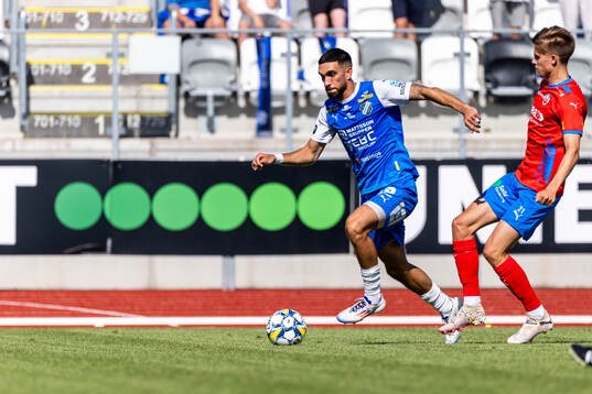 IK Oddevolds Viktor Kruger och Helsingborgs Adrian Svanbäck