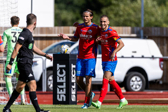 Helsingborgs Wilhelm Loeper har gjort 0-3 och jublar