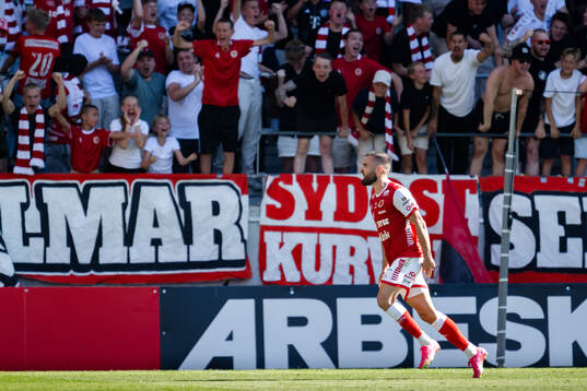 Kalmars Dino Islamovic jublar 1-1