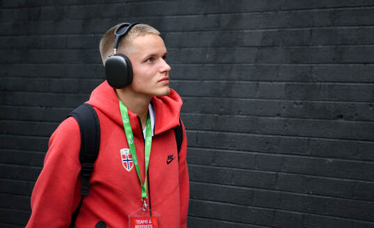Benjamin Faraas of Norway arrives