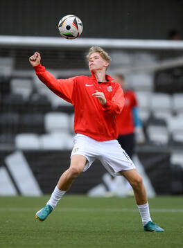 Vetle Auklend of Norway warms-up