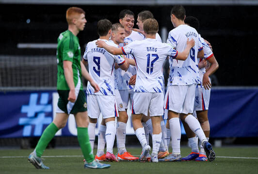 Bläddra bland fler bilder av Football, UEFA U19 Euro, Northern Ireland - Norway
