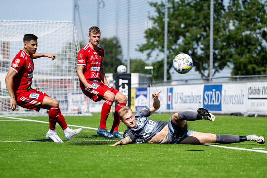 Brages Henry Sletsjøe i en kamp mot Skövde AIKs Marcus