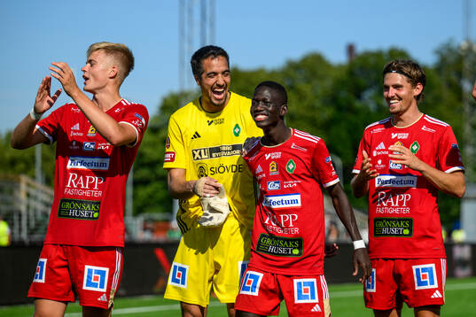 Skövde AIKs Edvin Tellgren , Adrian Zendejas , Mamadou