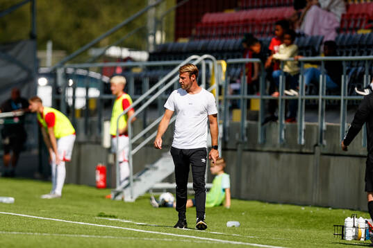 Degerfors tränare William Lundin deppar
