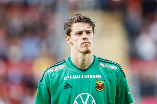 Östersunds målvakt Adam Benediktsson