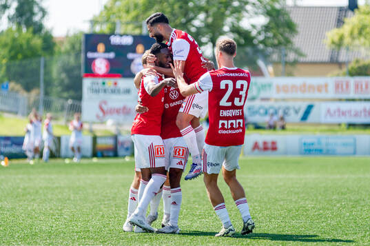 Sandvikens IFs Mohammed Mahammed jublar