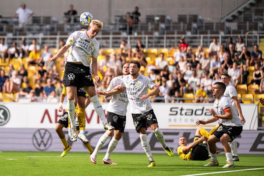 Mjällbys Herman Johansson, Adam Ståhl, Colin Rösler och