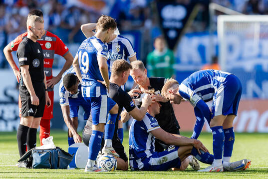 IFK Göteborgs Laurs Skjellerup får vård