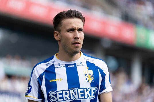 IFK Göteborgs Anders Trondsen innan fotbollsmatchen i