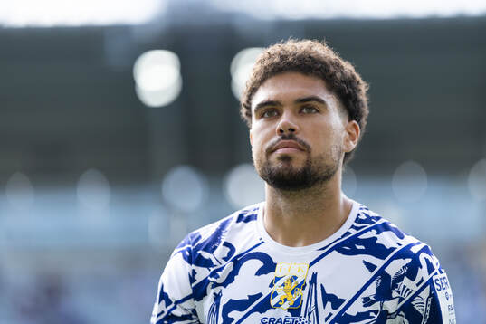 IFK Göteborgs Thomas Santos innan  fotbollsmatchen i