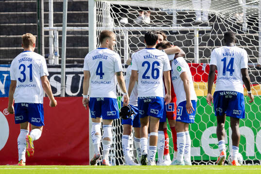 IFK Norrköpings spelare jublar