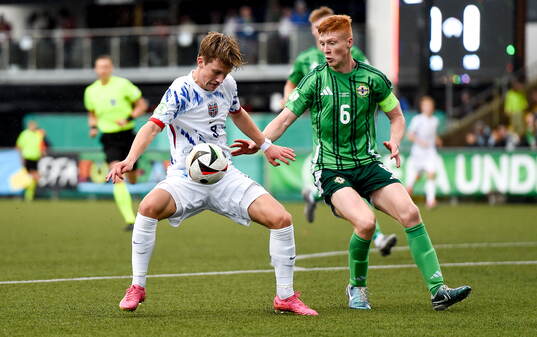 Benjamin Faraas of Norway in action against Gallagher