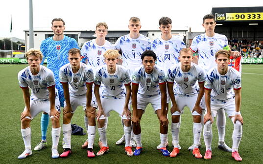 Norway players, back row, from left, Martin Borsheim, Simen