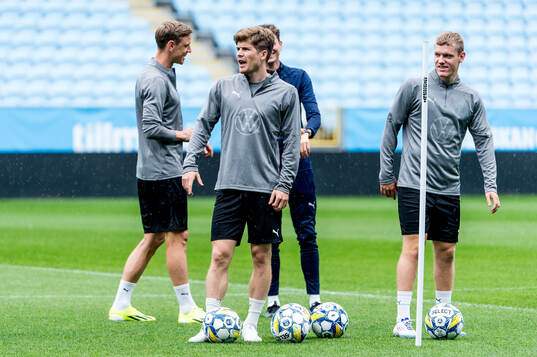 Oliver Berg and Sebastian Jørgensen of Malmö FF