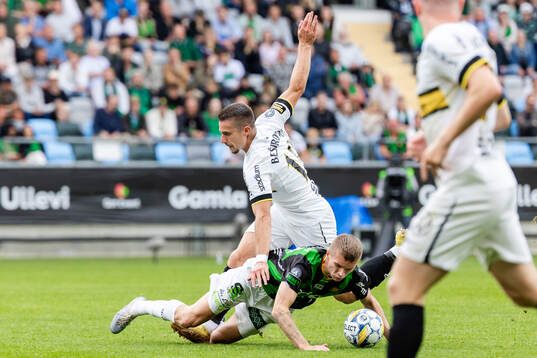 AIKs Dino Besirovic och GAISs Lucas Hedlund