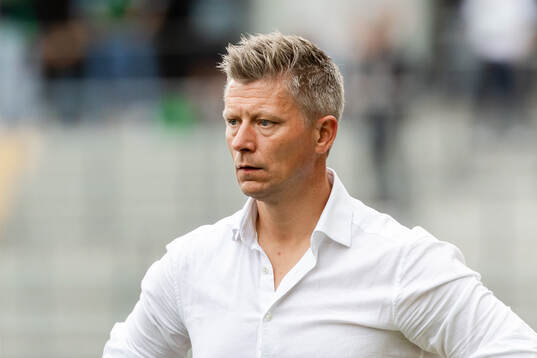 AIKs tränare Mikkjal Thomassen