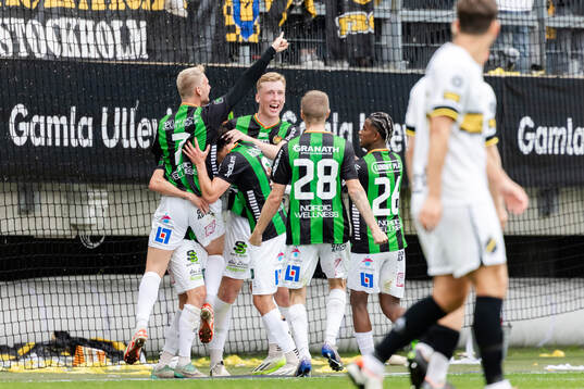 GAIS spelare jublar