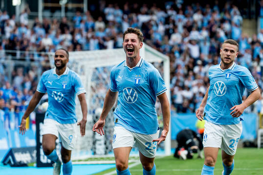 Lasse Berg Johnsen of Malmö FF celebrates