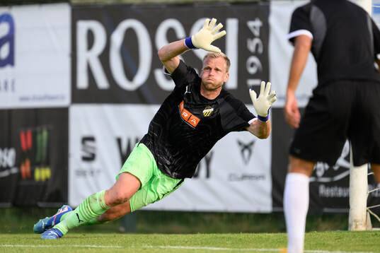 goalkeeper Peter Abrahamsson of Häcken