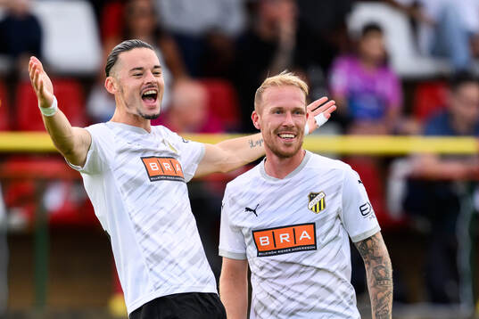 Amor Layouni and Mikkel Rygaard Jensen of Häcken celebrate